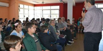 Comenzó la primera Feria del Libro de Posadas\u002E (Foto: Municipalidad)