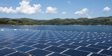 Paneles solares\u002E