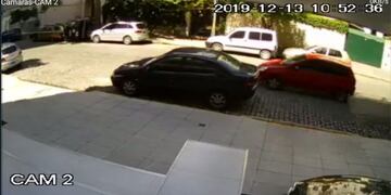 Auto rojo (captura video)\u002E