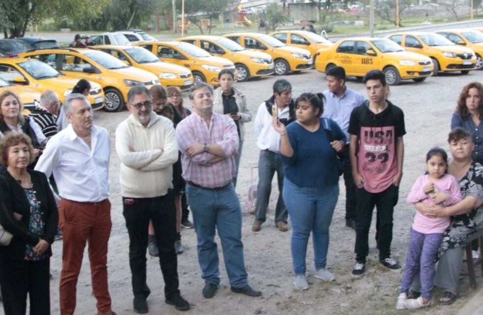 Taxistas lograron formar una cooperativa para trabajar en Alto Comedero