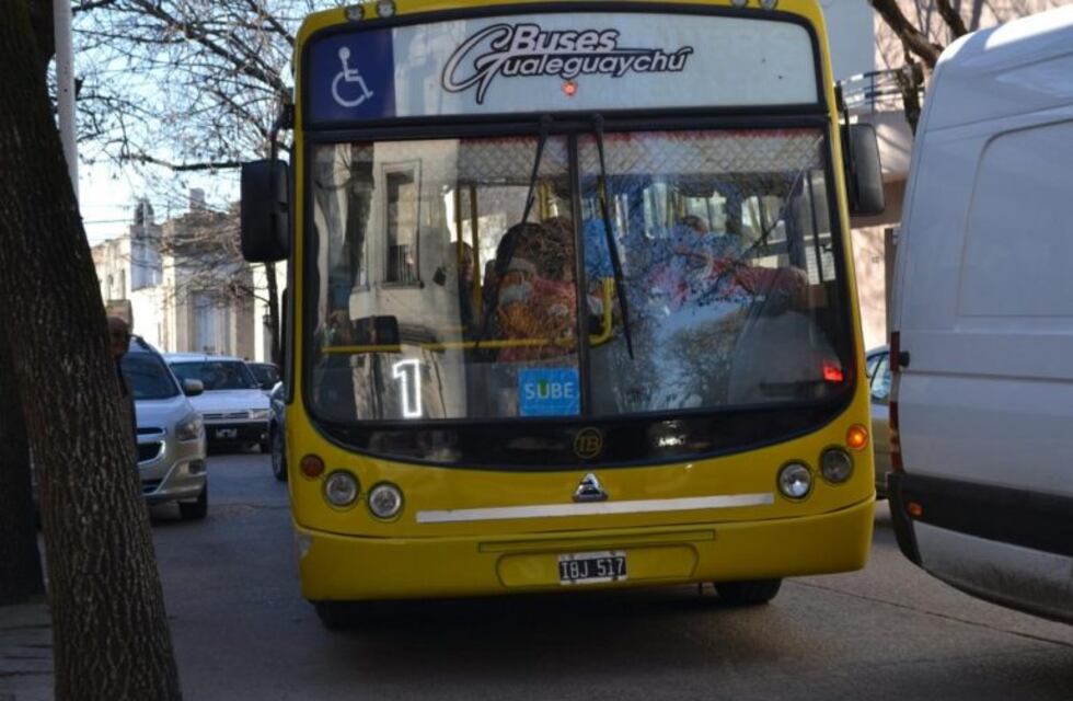 Choferes de Trasporte urbano realizan paros rotativos