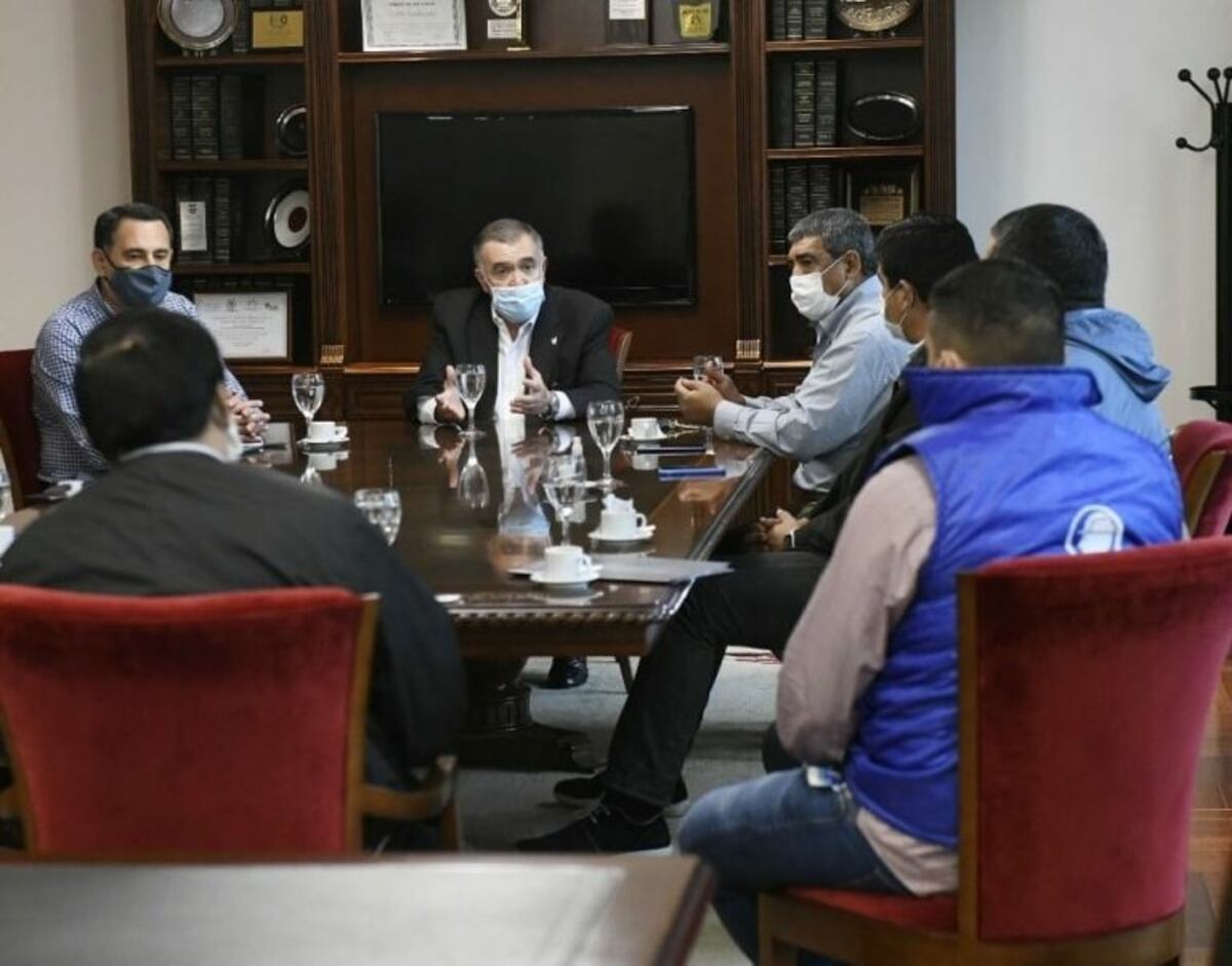 Coronavirus: Jaldo analizó junto a representantes de gremios la situación de los trabajadores\u002E (Legislatura de Tucumán)