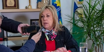 Rossana Artero, intendenta de Rawson aprobó el pase de 100 trabajadores municipales\u002E