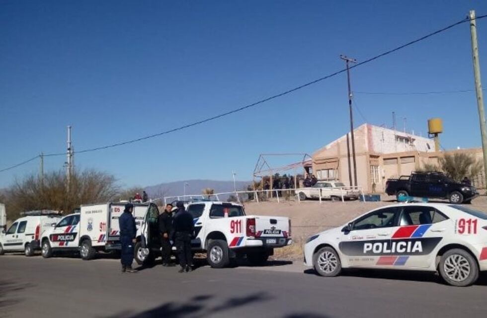 Ordenan pericias psiquiátricas para el hombre que baleó a dos policías