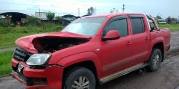 El conductor de la camioneta no sufrió lesiones\u002E (Prensa Policía del Chaco)
