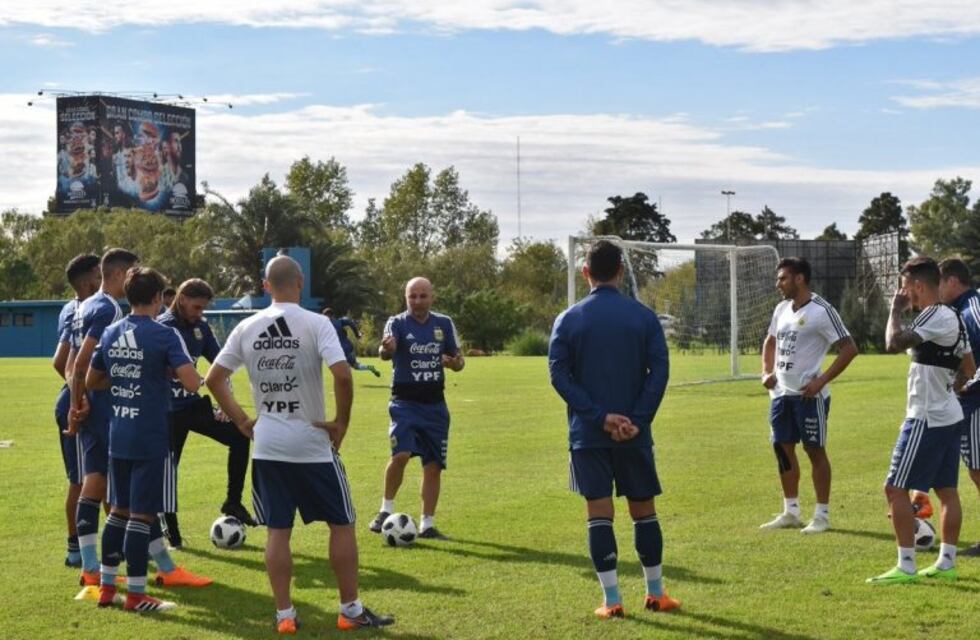 Selección: Mascherano, Agüero, Salvio, Lanzini y Tagliafico iniciaron la preparación en Ezeiza