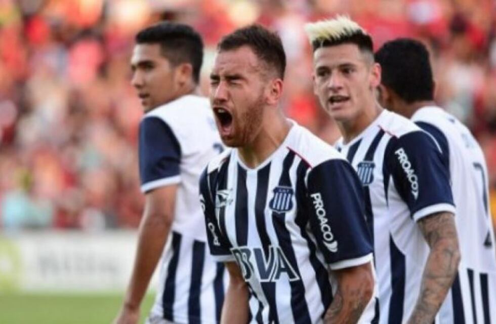 Talleres le ganó 2-0 a Colón con goles de Arias y Palacios