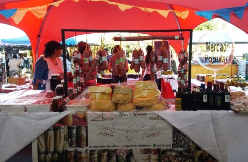 Continúan los Mercados Populares en el Paseo Evita