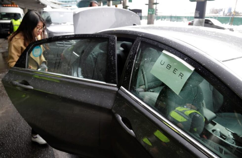 Las condiciones que pone Cornejo para que Uber desembarque en Mendoza