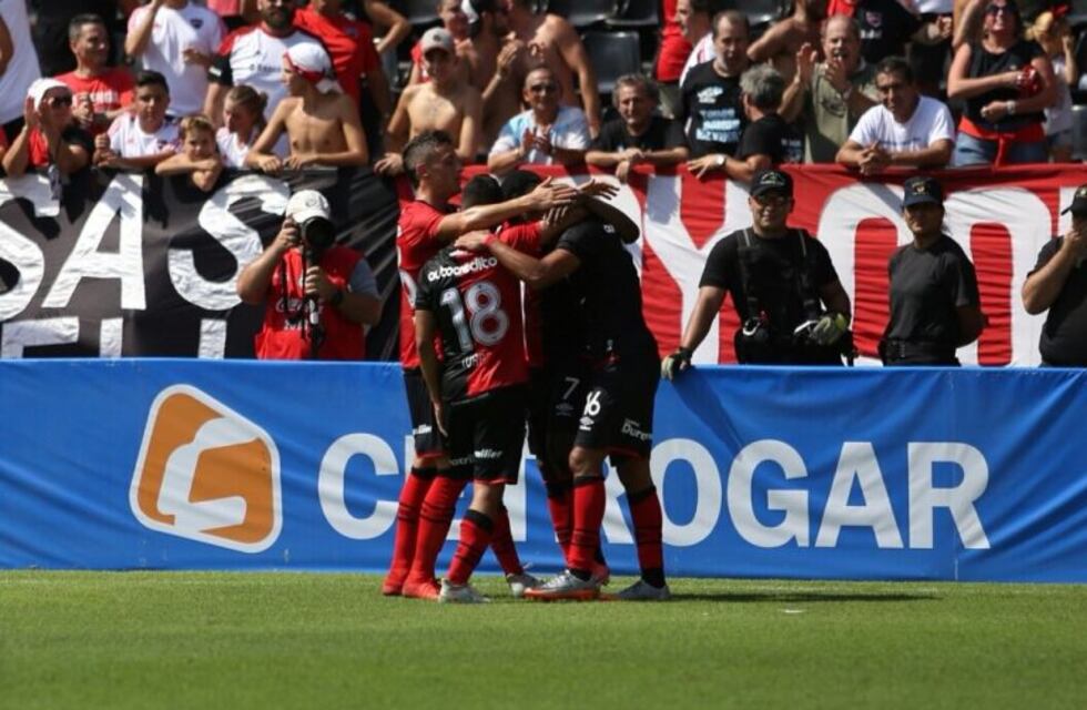 Newell's se desahogó en el Marcelo Bielsa ante Tigre