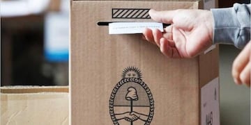 Solo cinco partidos políticos se podrán presentar en las elecciones generales en la Ciudad. (Internet)