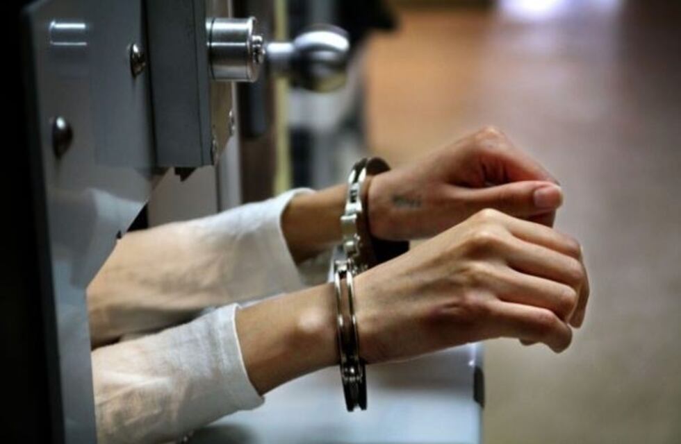 Se entregó la última prófuga del asesinato en un prostíbulo en pleno centro