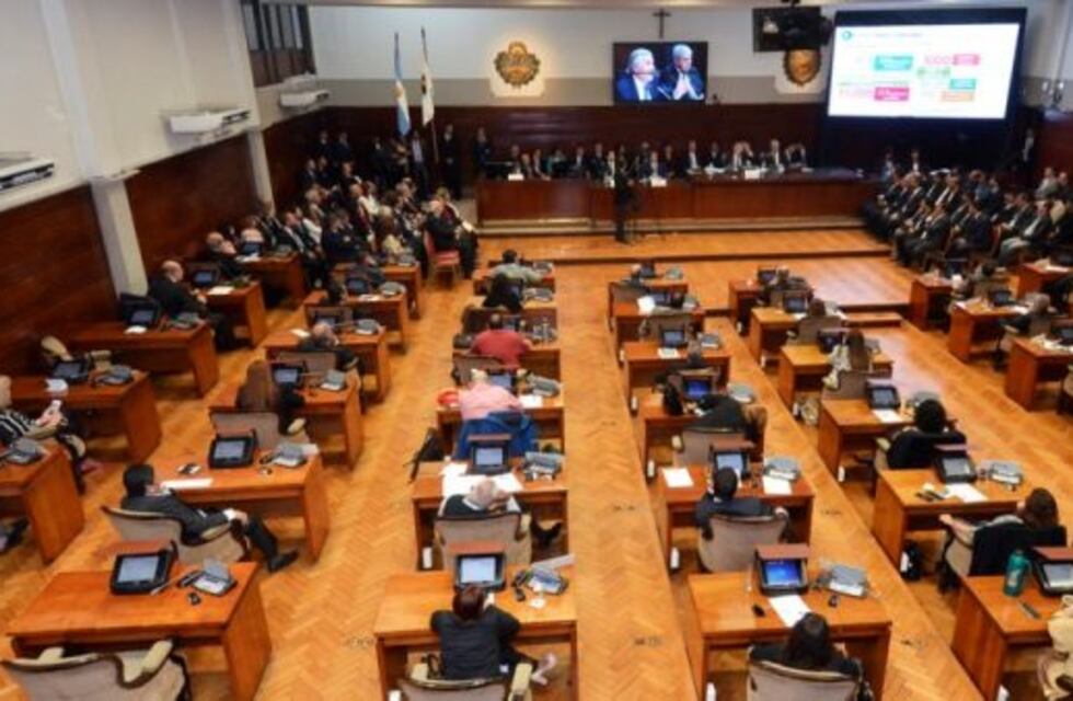 Juran los 24 diputados electos en los comicios provinciales de junio