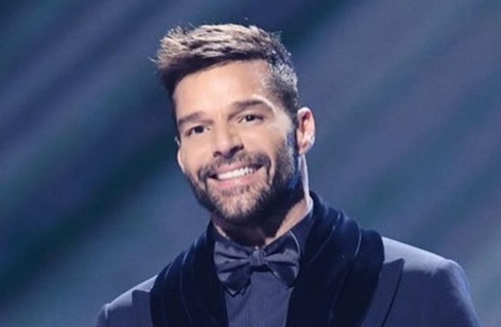 Ricky Martin compartió un video en el que se ve cómo se agarra una parte íntima con la mano