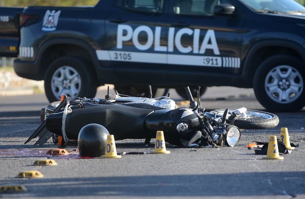 Murió un motociclista al chocar con un camión en Guaymallén