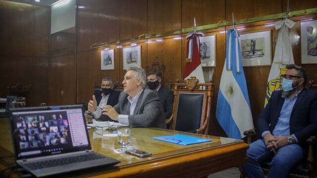 Martin Llaryora impulsa un aumento del inmobiliario del 25 por ciento.