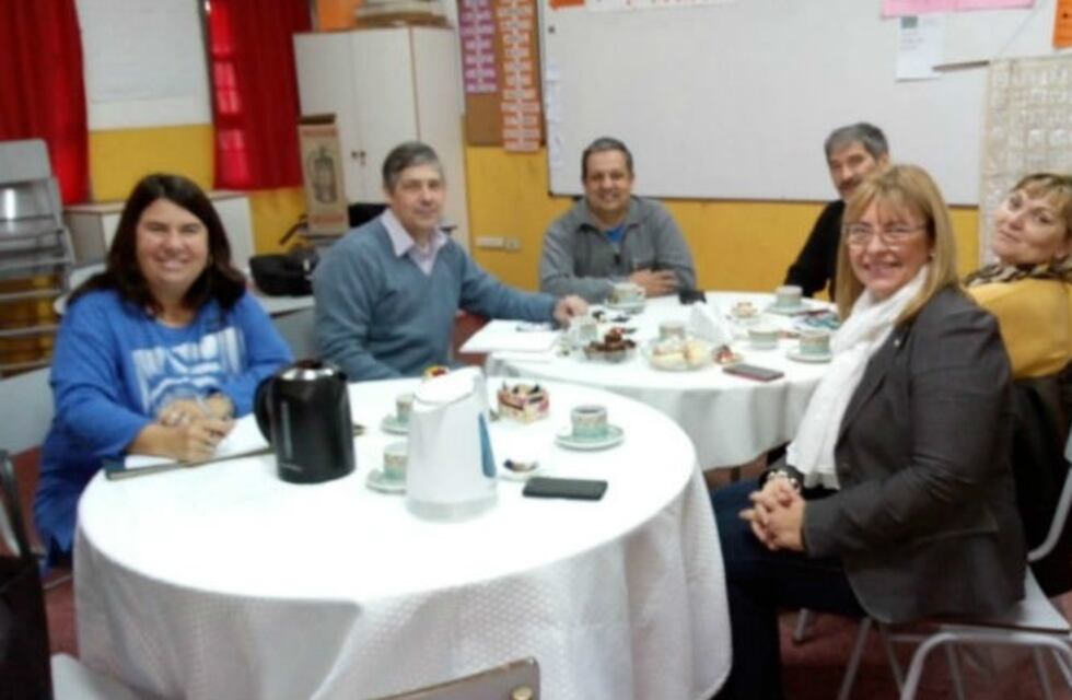 El Consejo Escolar aprobó actos públicos diarios para cubrir vacantes de auxiliares