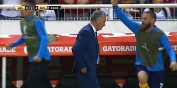 Golazo de Bebelo Reynoso, y festejo loco del italiano\u002E