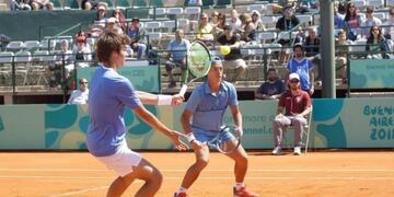 Tenis: la dupla Báez-Díaz Acosta alcanzó la final en dobles y aseguró otra medalla para Argentina\u002E