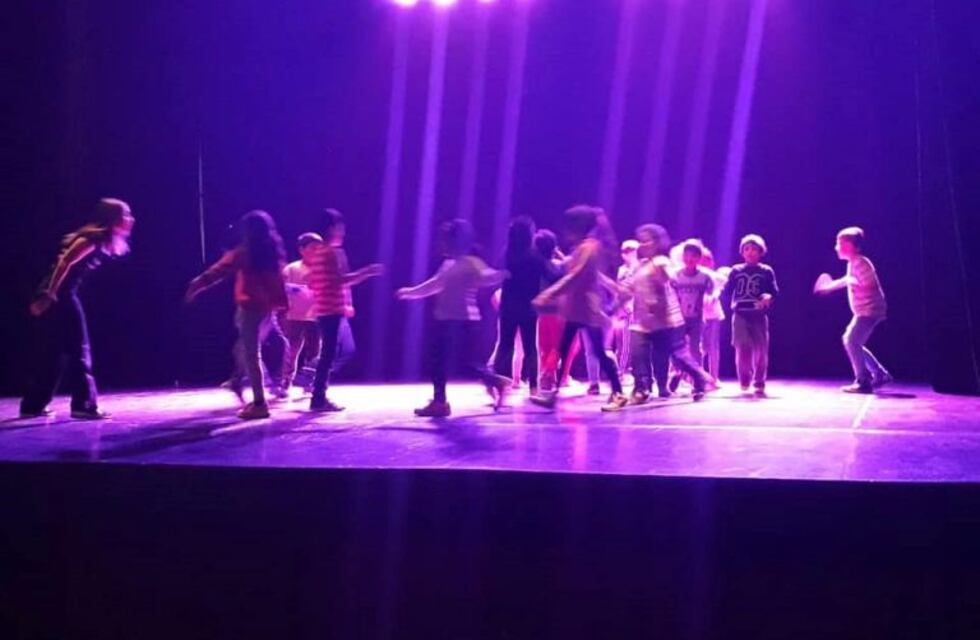 Encuentro distrital de danza en Punta Alta