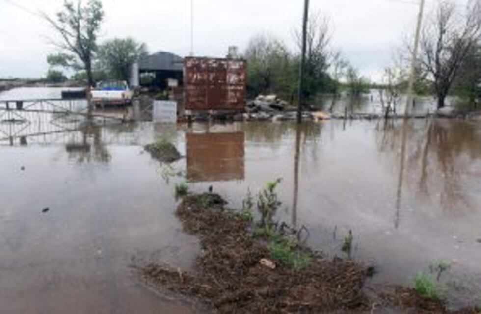 Rosario Solidaria inició una campaña para juntar mercadería para los inundados