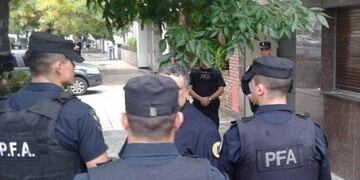 La Policía Federal Argentina seccional Rosario desbarató una banda dedicada al juego clandestino\u002E (Archivo)