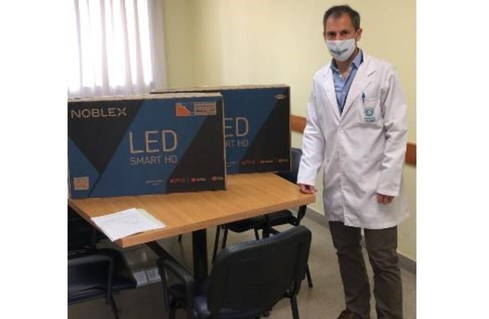 Por violar la cuarentena debieron donar cinco Smart TV y dos heladeras a hospitales
