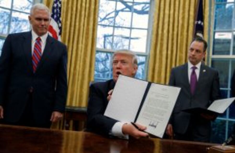 Trump, sobre la construcción del muro: "Una nación sin fronteras no es una nación"