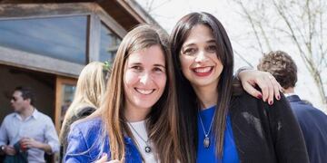 Laura Sirera (izq) (Foto: Twitter)