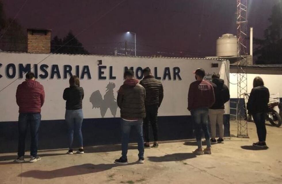 El Mollar: secuestraron vehículos y demoraron a 14 personas