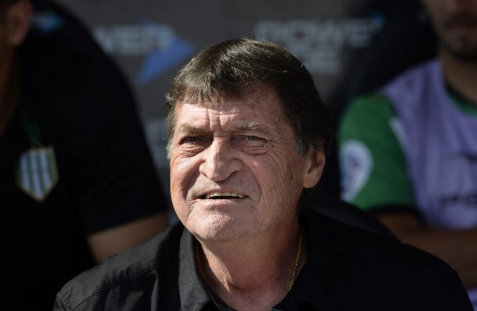 Julio Falcioni se encuentra en terapia intensiva tras una operación