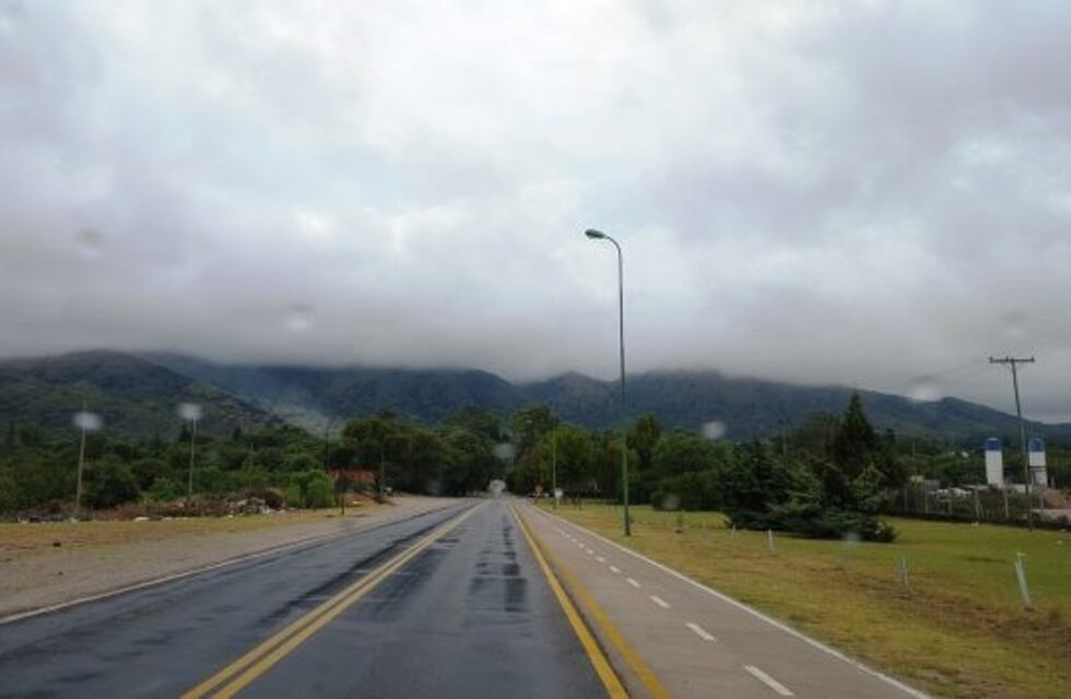 Las fuertes lluvias podrían continuar este viernes y luego llegaría el calor