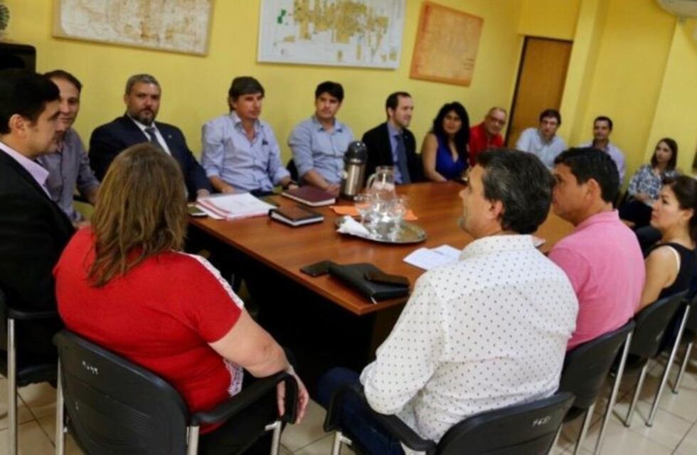 Funcionarios de Eldorado congelaron sus sueldos por seis meses