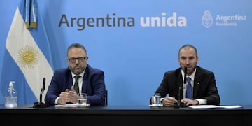 Matías Kulfas y Martín Guzmán\u002E (Foto: JUAN MABROMATA / AFP)