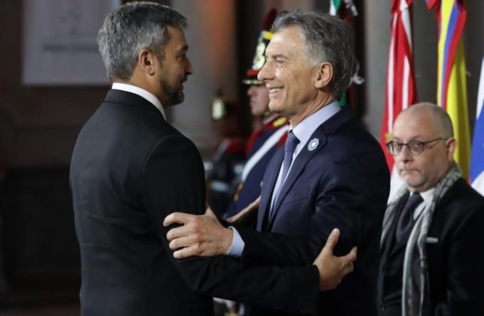 Dos presidentes llegan a Corrientes para inaugurar paso fronterizo