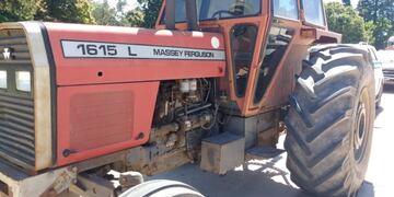 El tractor secuestrado en el operativo\u002E