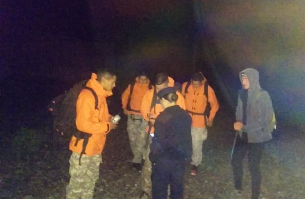 Búsqueda contrareloj de una joven en los cerros de Campo Quijano