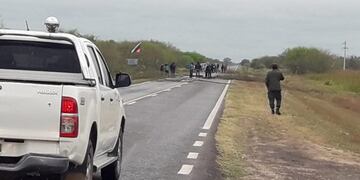 Quienes circulan por la ruta 81 deben esperar durante horas