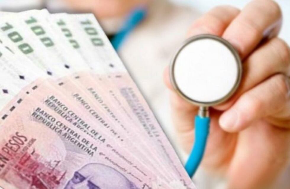 El sobre cobro de médicos que atienden por obras sociales