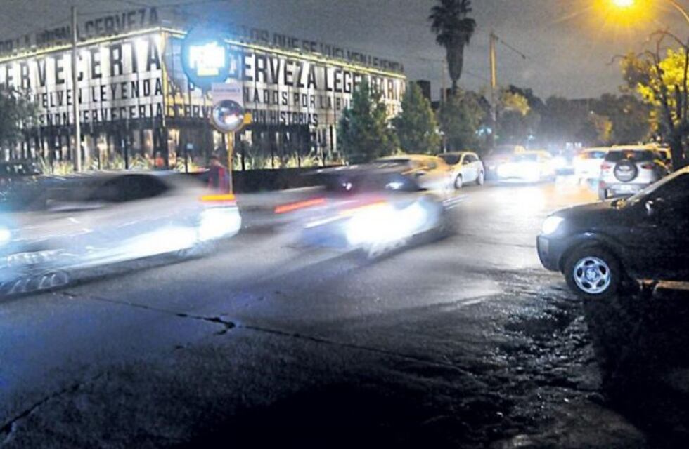 Cerro de las Rosas: vecinos molestos por la movida nocturna