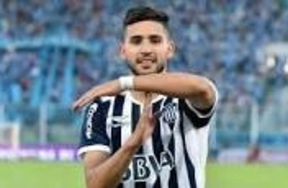 Talleres oficializó el préstamo de Bustos al Pachuca