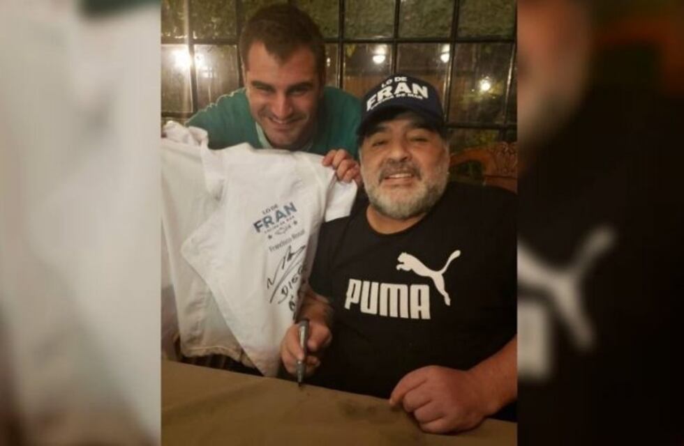 Un marplatense le cocinó y comió junto a Diego Maradona