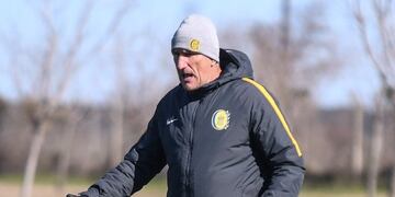 Edgardo Bauza tiene todo listo para el choque ante Talleres\u002E (CARC)
