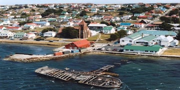 Continúan las actividades militares británicas en el Atlántico Sur