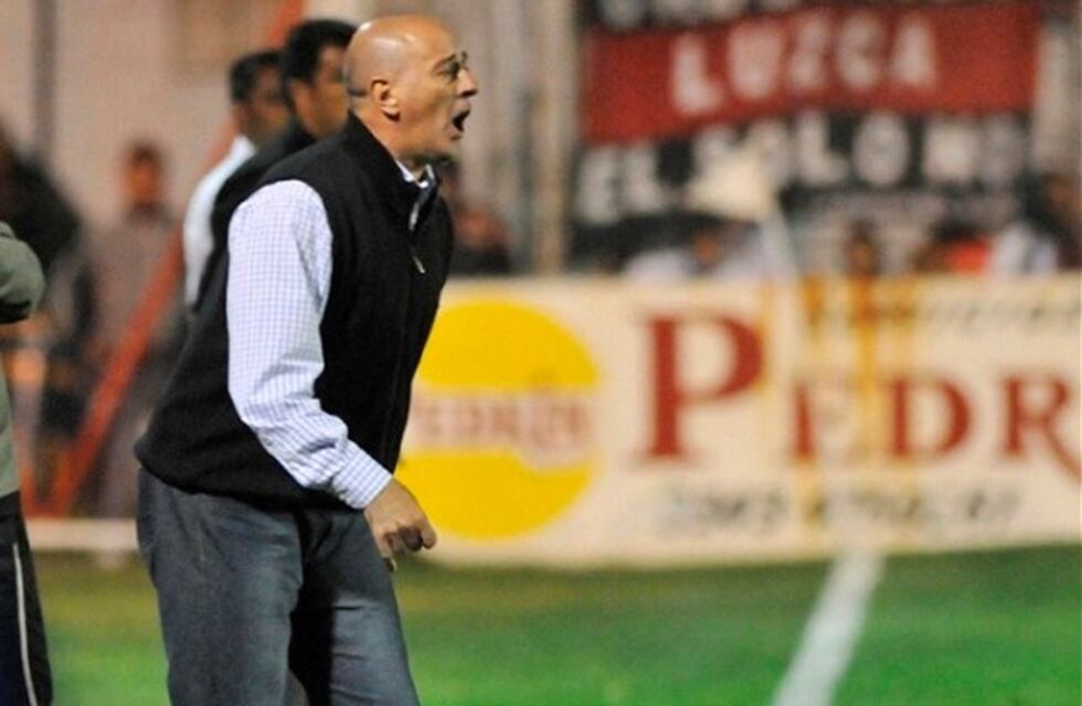 Del DT rival de Talleres: Haremos el mejor papel posible