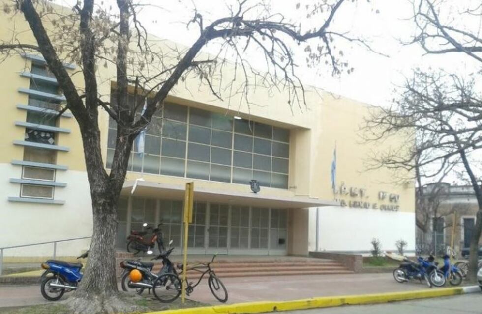 Asaltaron a tiros una combi con alumnos