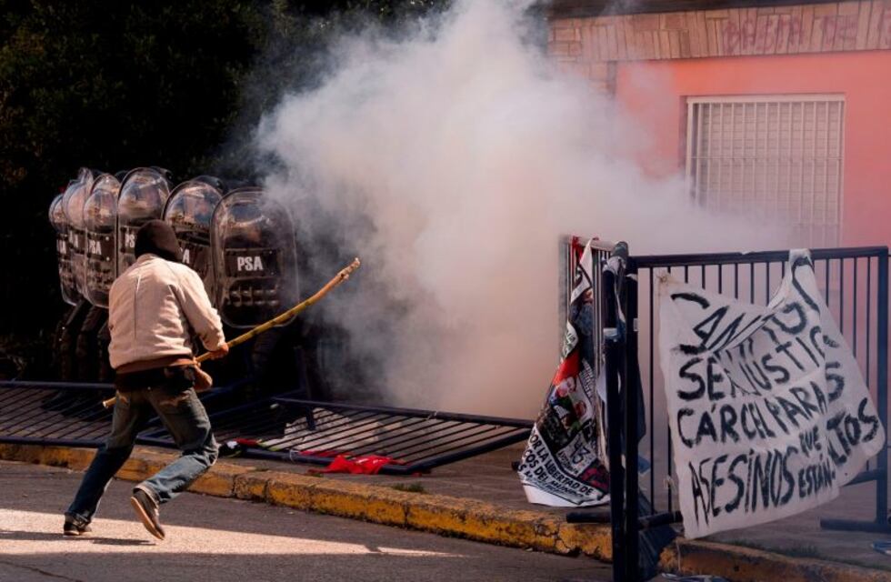 Extradición de Huala: siguen detenidos los manifestantes que provocaron incidentes