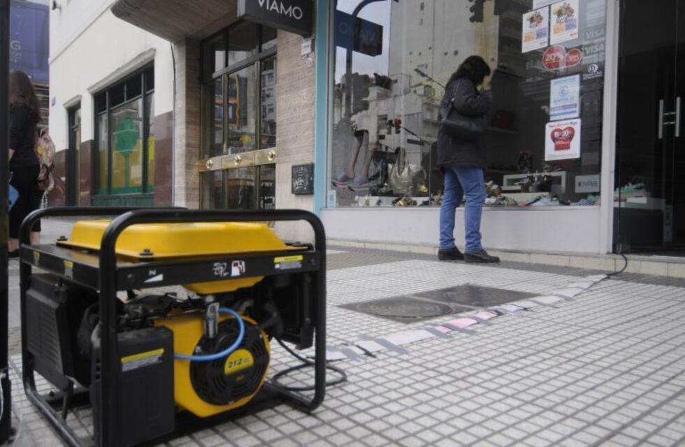 Hay más de 80 mil usuarios sin luz en la Ciudad y el Gran Buenos Aires