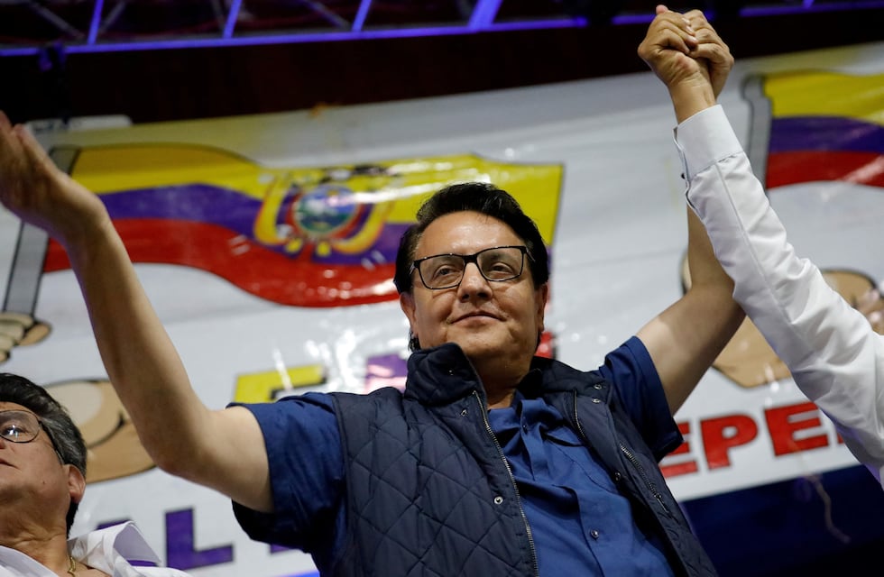 Ecuador: asesinaron a tiros a un candidato presidencial en Quito
