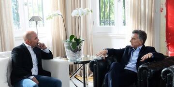 Jorge Sampaoli visitó al presidente Mauricio Macri en la quinta de Olivos\u002E FOTO: DYN/PRESIDENCIA\u002E